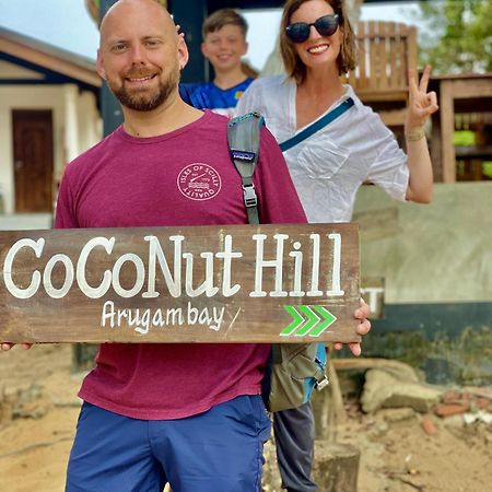 Coconut Hill Arugam Bay Hostel Buitenkant foto