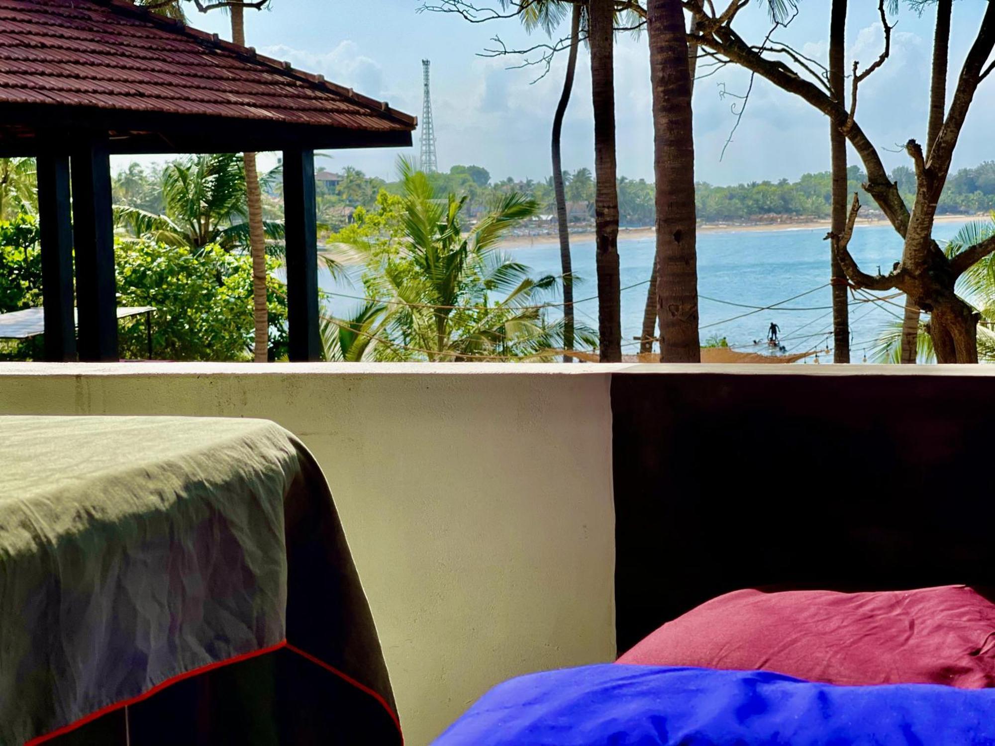 Coconut Hill Arugam Bay Hostel Buitenkant foto
