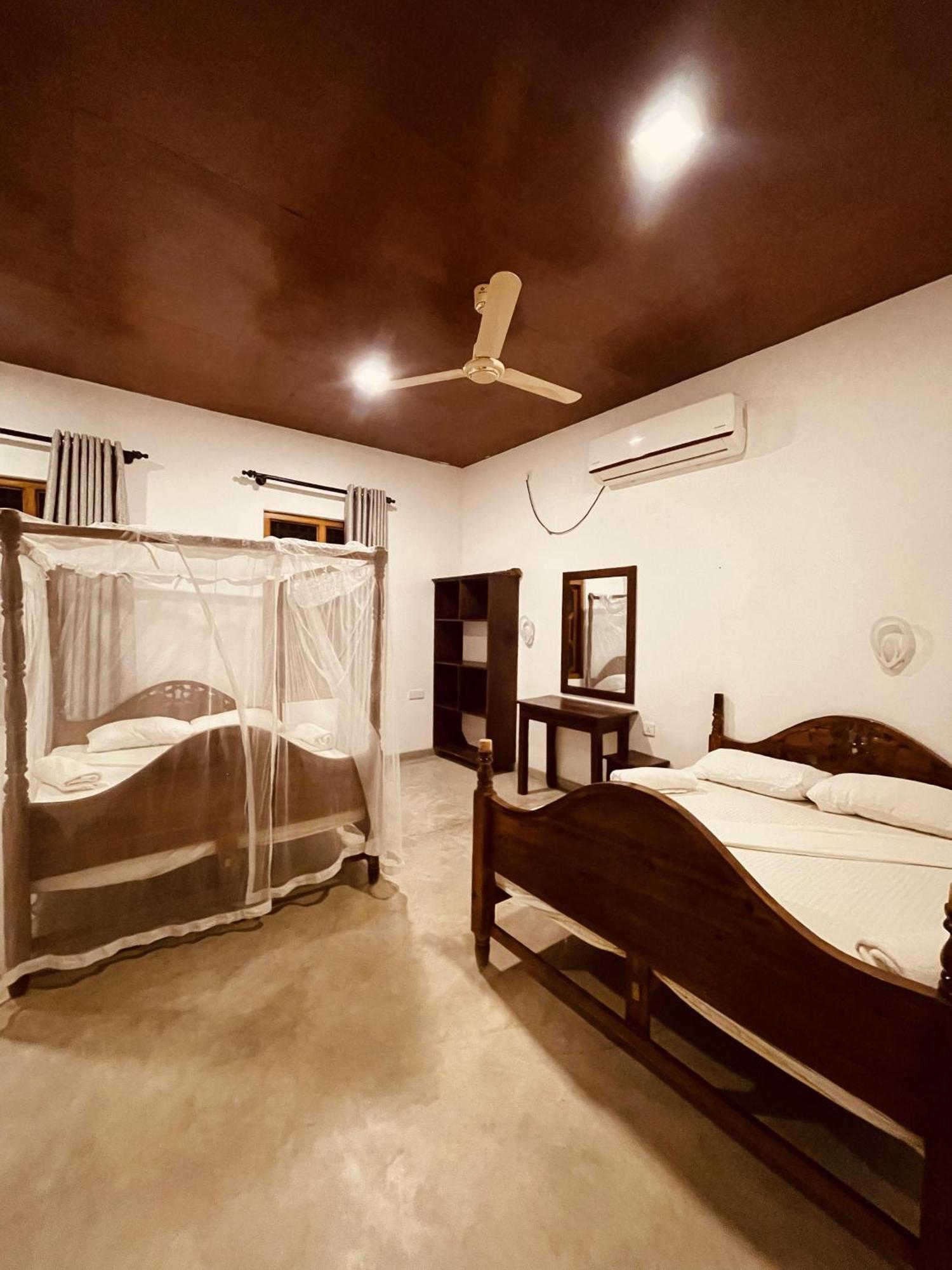 Coconut Hill Arugam Bay Hostel Buitenkant foto