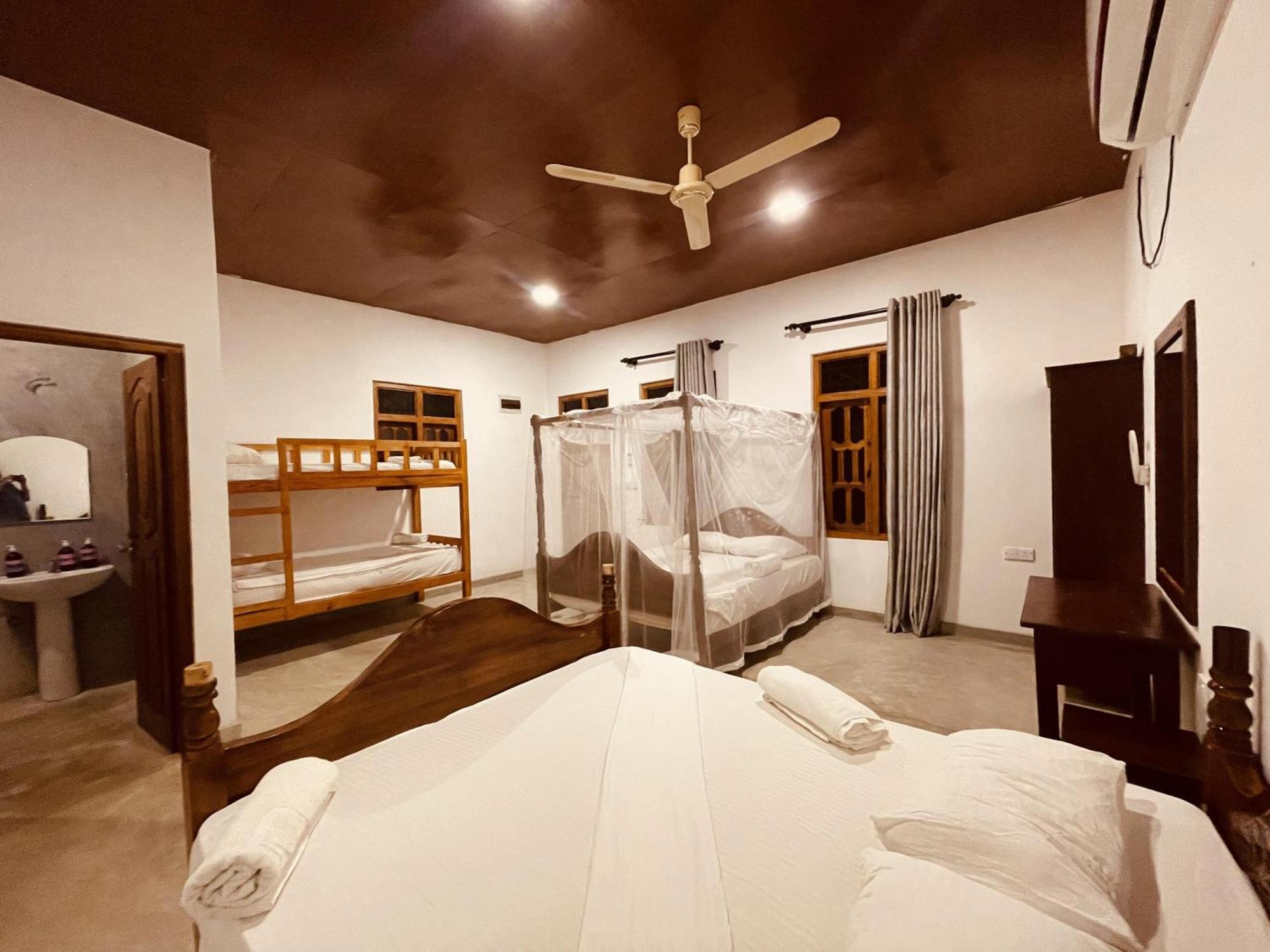 Coconut Hill Arugam Bay Hostel Buitenkant foto